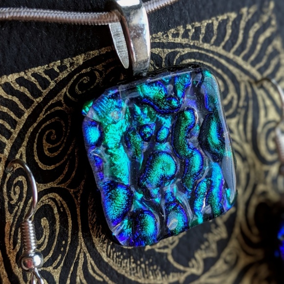 Sea of blue; Glass Dichroic Pendant & Earring Set - Picture 5 of 5